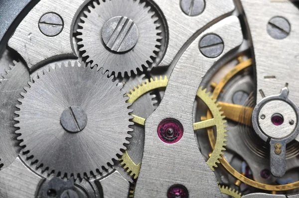 Engranajes de reloj viejos de cerca —  Fotos de Stock