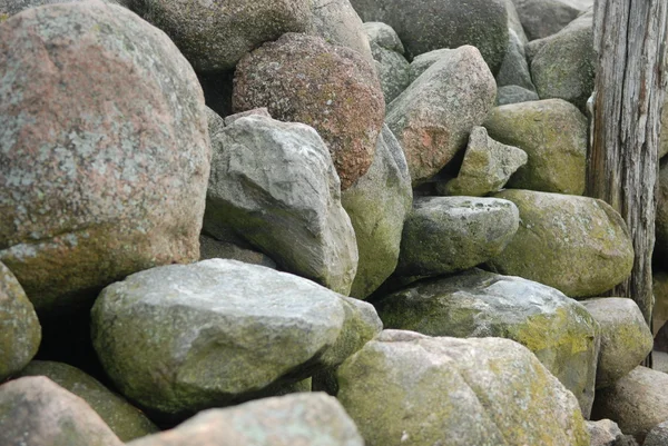 Pedras grandes — Fotografia de Stock