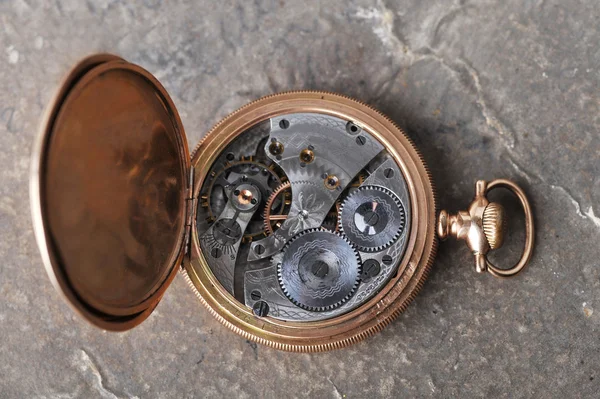 Αποσυναρμολογημένα ρολόι — Φωτογραφία Αρχείου