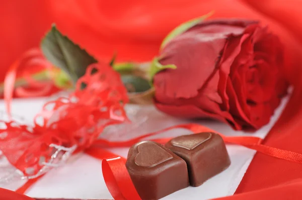 Chocolate y rosa — Foto de Stock