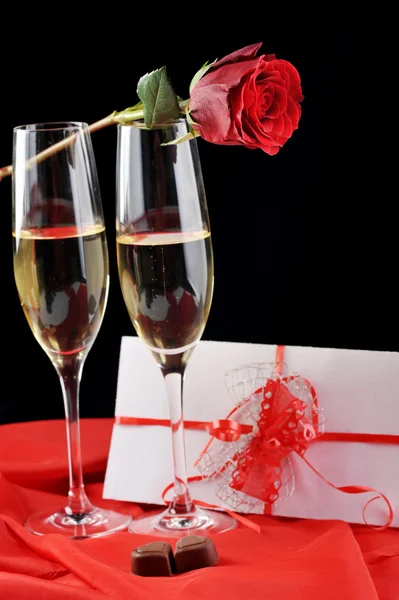 Champagne and letter — Stock Photo, Image