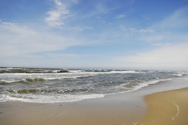 Сонячний день на березі моря — стокове фото