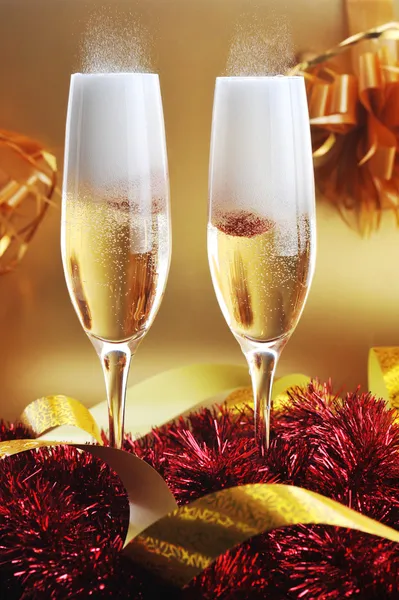 Två glas med champagne — Stockfoto