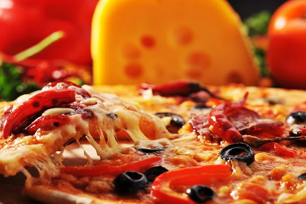 Pizza sajttal — Stock Fotó