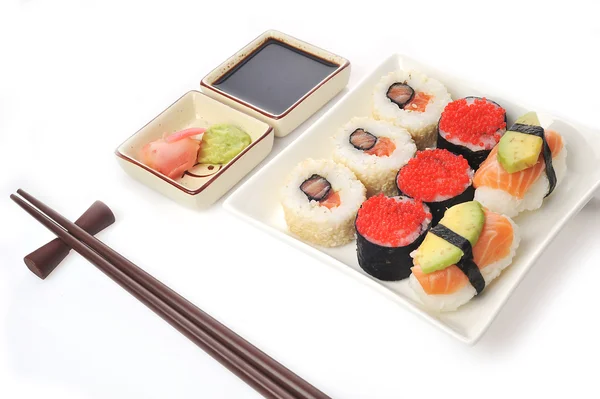 Sushi japonês tradicional — Fotografia de Stock