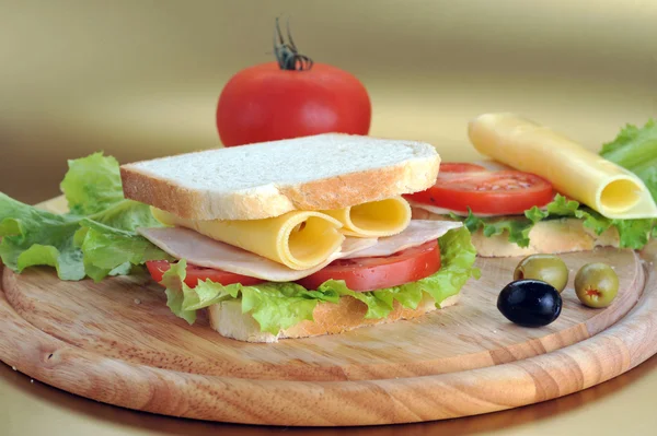 Čerstvý a chutný sendvič — Stock fotografie