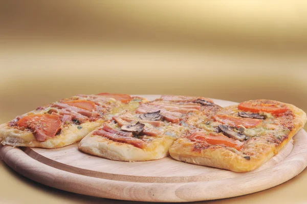 Három kis pizzák — Stock Fotó