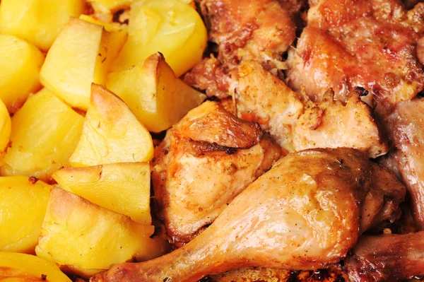 Chicken with potato — Stock Photo, Image