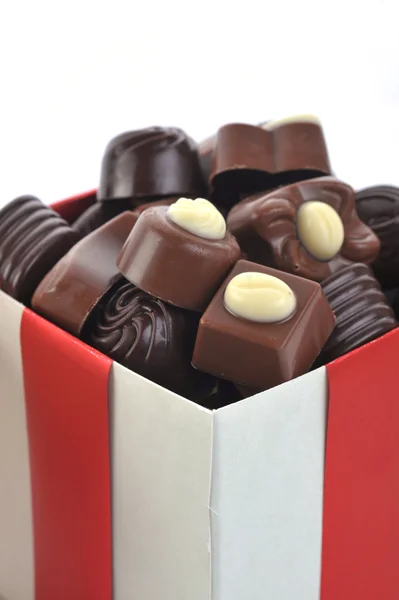 Verschillende chocolade in vak — Stockfoto