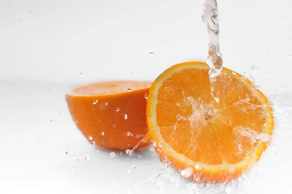 Яскраві апельсини — стокове фото