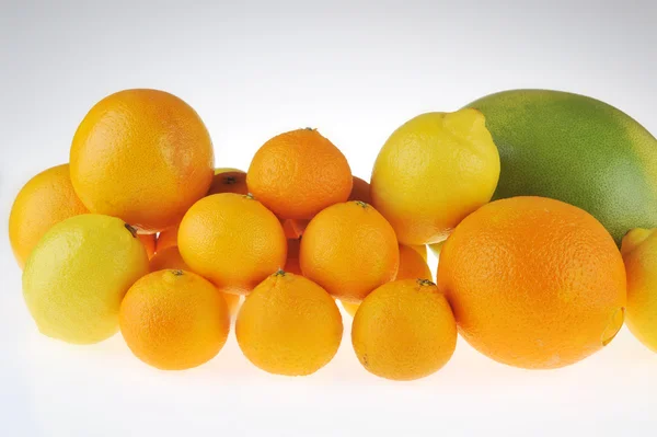 Mandarinka, citron a grapefruit — Stock fotografie