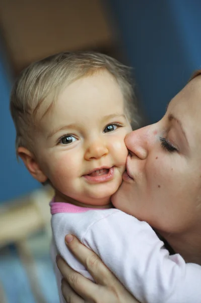 Mother and girl — Stock Photo, Image