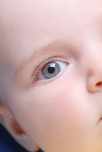 Belo olho de bebê — Fotografia de Stock