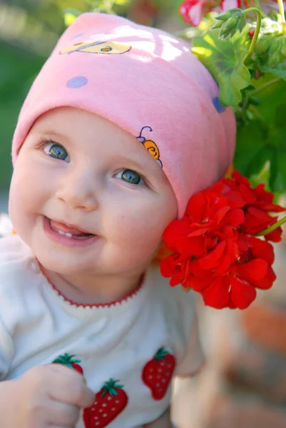 美しい小さな女の子 — ストック写真