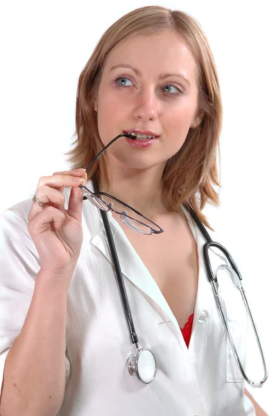 Junge Frau medizinisch mit Stethoskop — Stockfoto