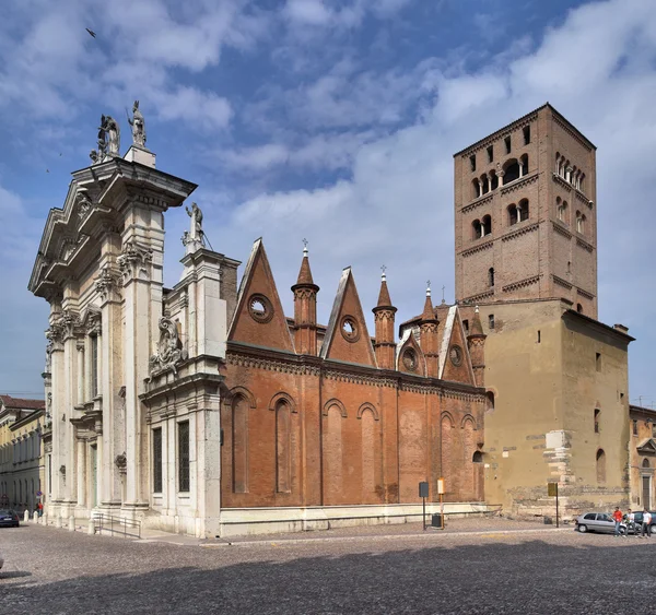 Mantova katedrála — Stock fotografie
