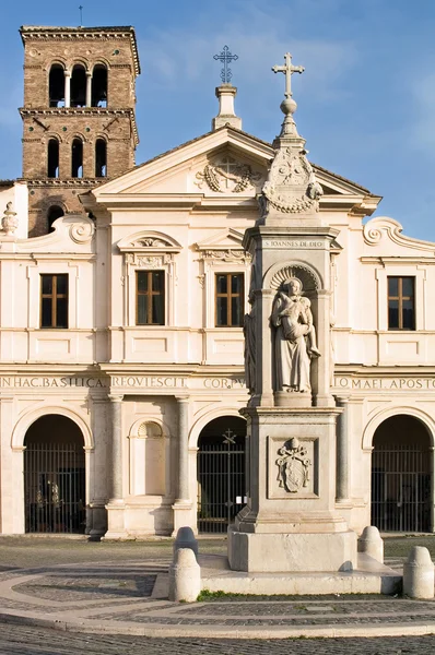 San bartolomeo 教堂、 罗姆 — 图库照片