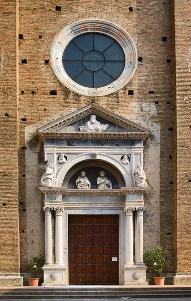 Kyrkan portal, salo, Italien — Stockfoto