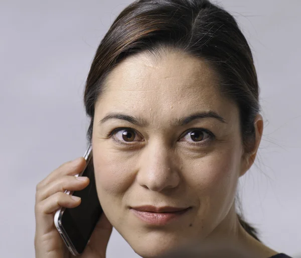 Women talking on Cell phone — Stock Photo, Image