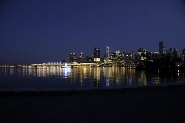 Nuovo Skyline notturno di Vancouver — Foto Stock