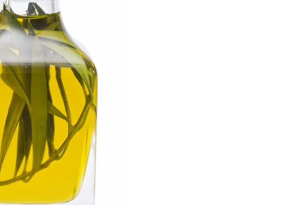 Бутылка оливкового масла. — стоковое фото