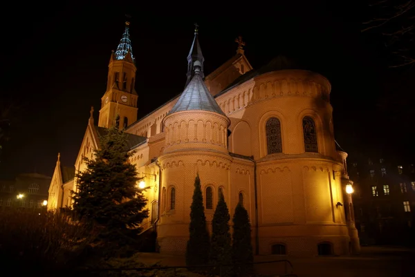 Εκκλησία τη νύχτα στο Πόζνα; — Φωτογραφία Αρχείου