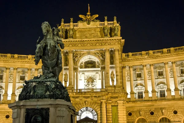 La place des héros, château de Hofburg, par — Photo