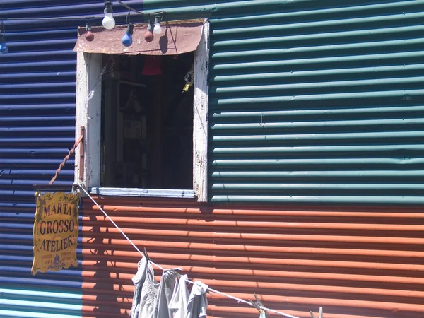 Buenos Aires-i, a falu caminito ablak — Stock Fotó