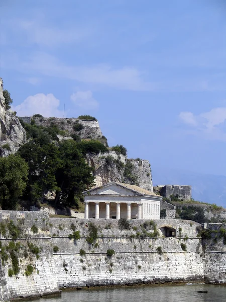 Okrągłe greckiej świątyni w Korfu, greee — Zdjęcie stockowe