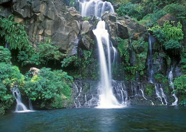 Cormoran 瀑布，留尼旺岛 — 图库照片