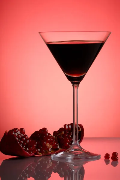 Cocktail com romã — Fotografia de Stock