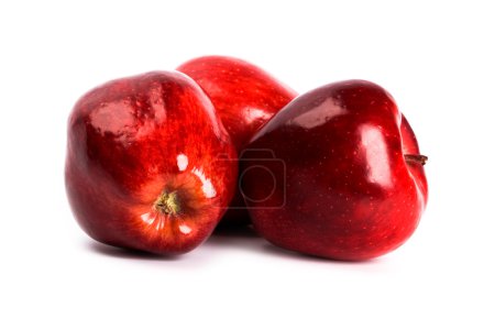 Trois pommes rouges 