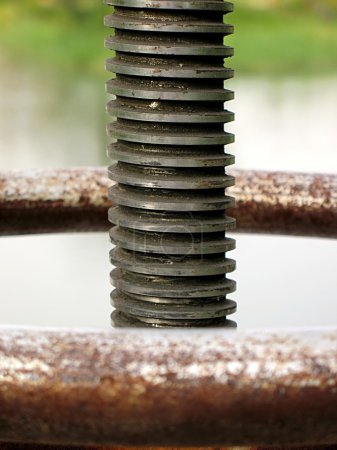 Serrure d'irrigation rouillée 