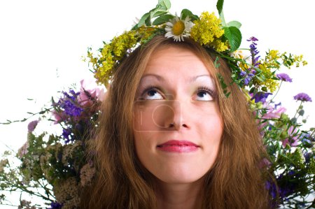 Femmes à couronne florale 