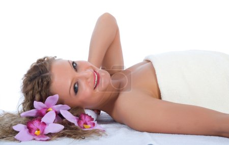 Attrayant femme obtenir un traitement spa 