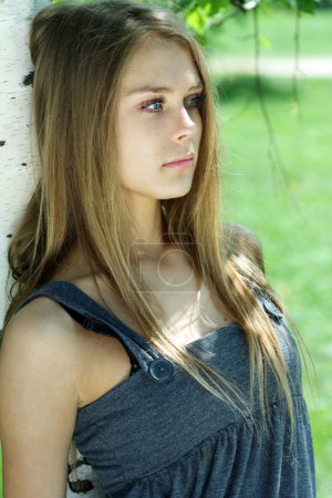 Belle fille blonde 