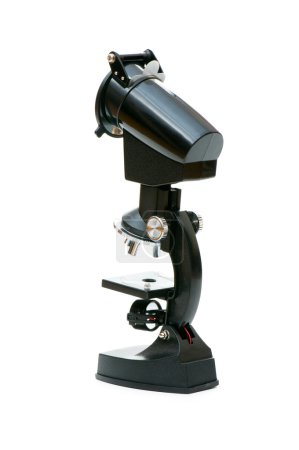 Microscope médical isolé sur le blanc 
