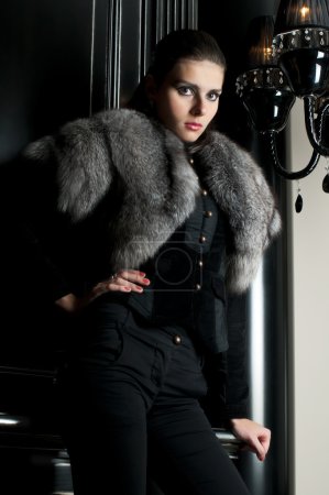 Femme en noir