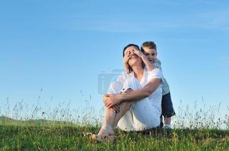 Femme enfant extérieur 