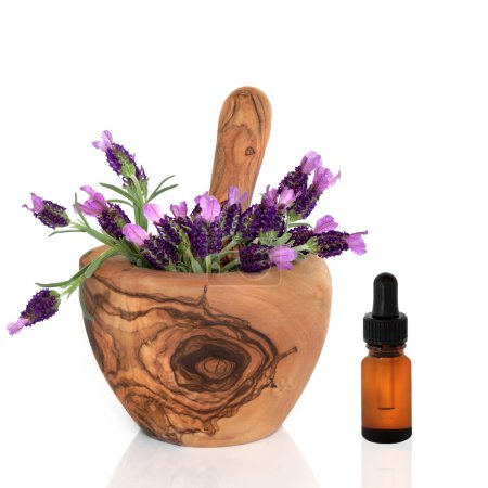 Fleurs d'herbes de lavande et essence 