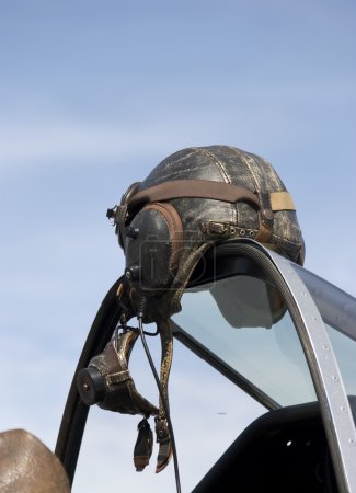Casque de vol en cuir 